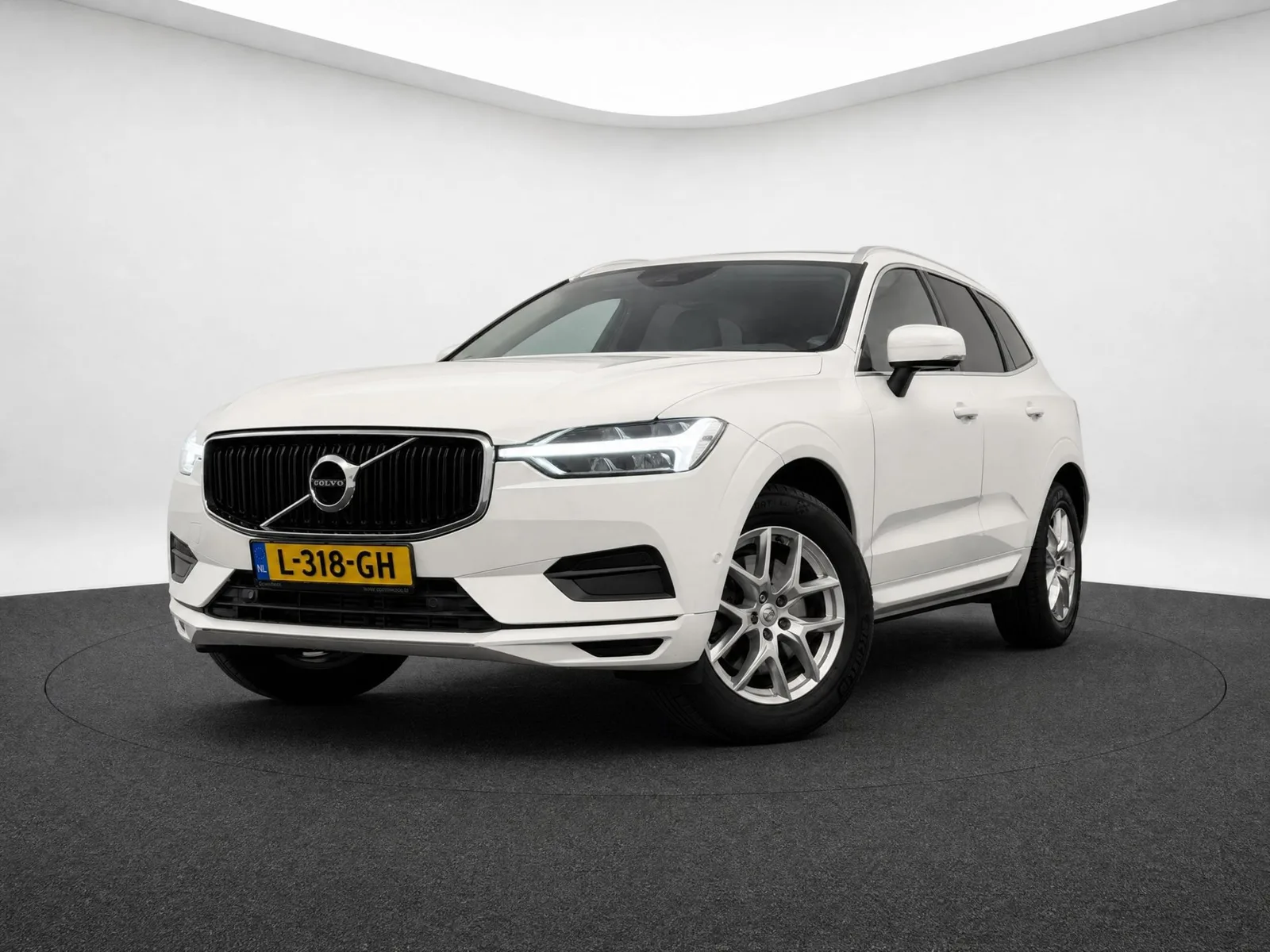 Volvo XC60 (2018) — foto 1