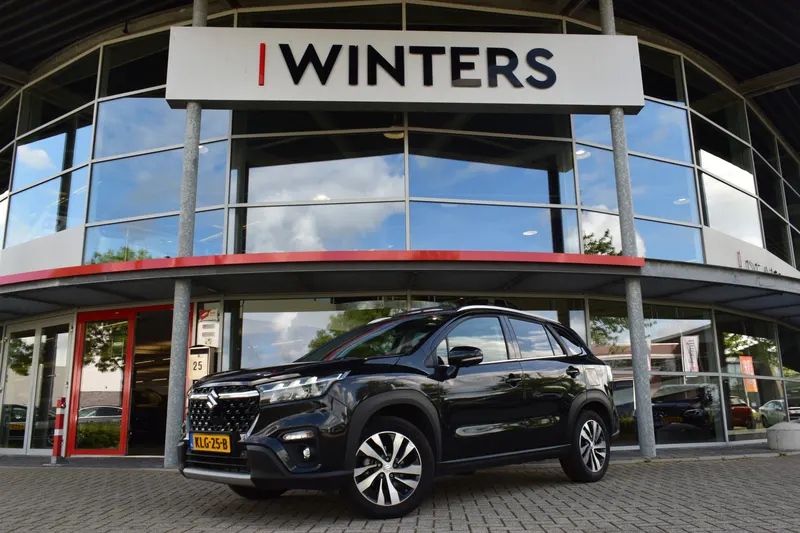 Suzuki S-Cross (2025)