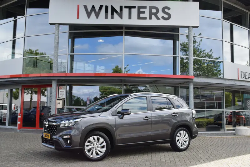 Suzuki S-Cross (2024)