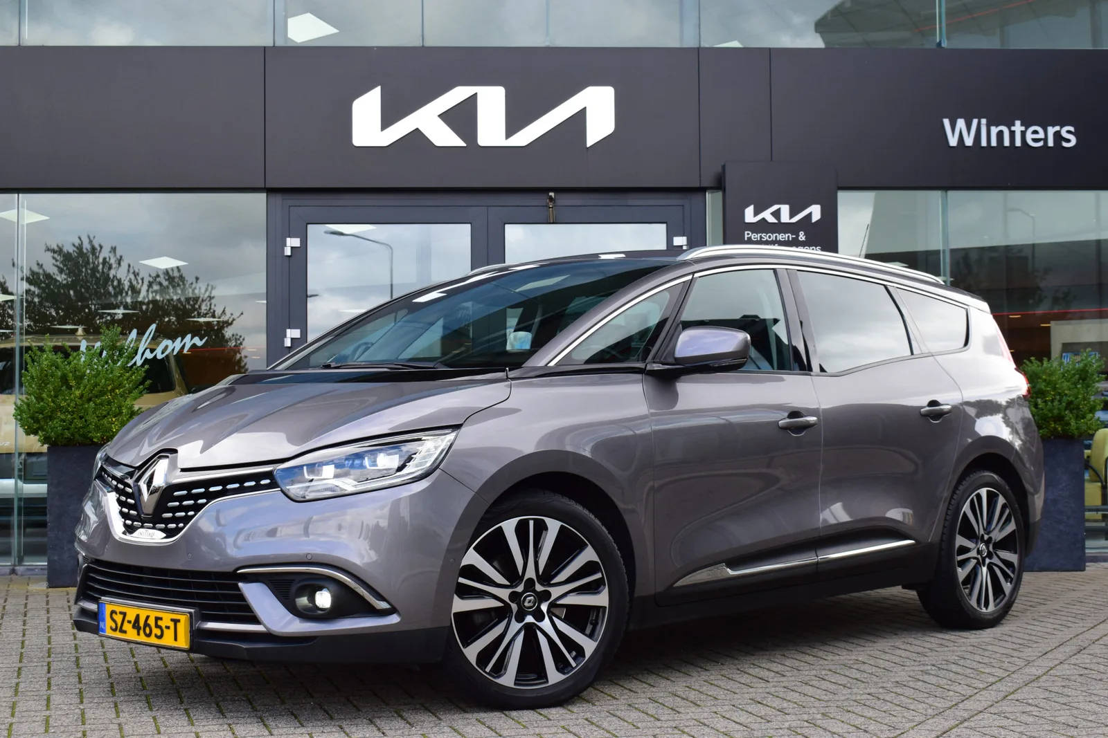 Renault Grand Scénic (2018) — foto 1