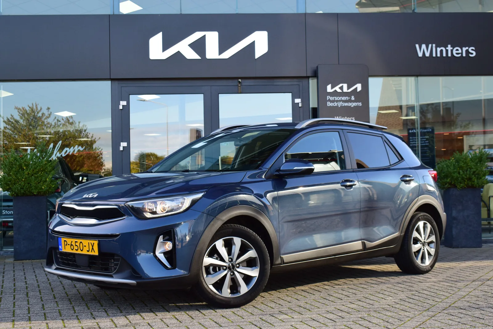 Kia Stonic (2022) — foto 1
