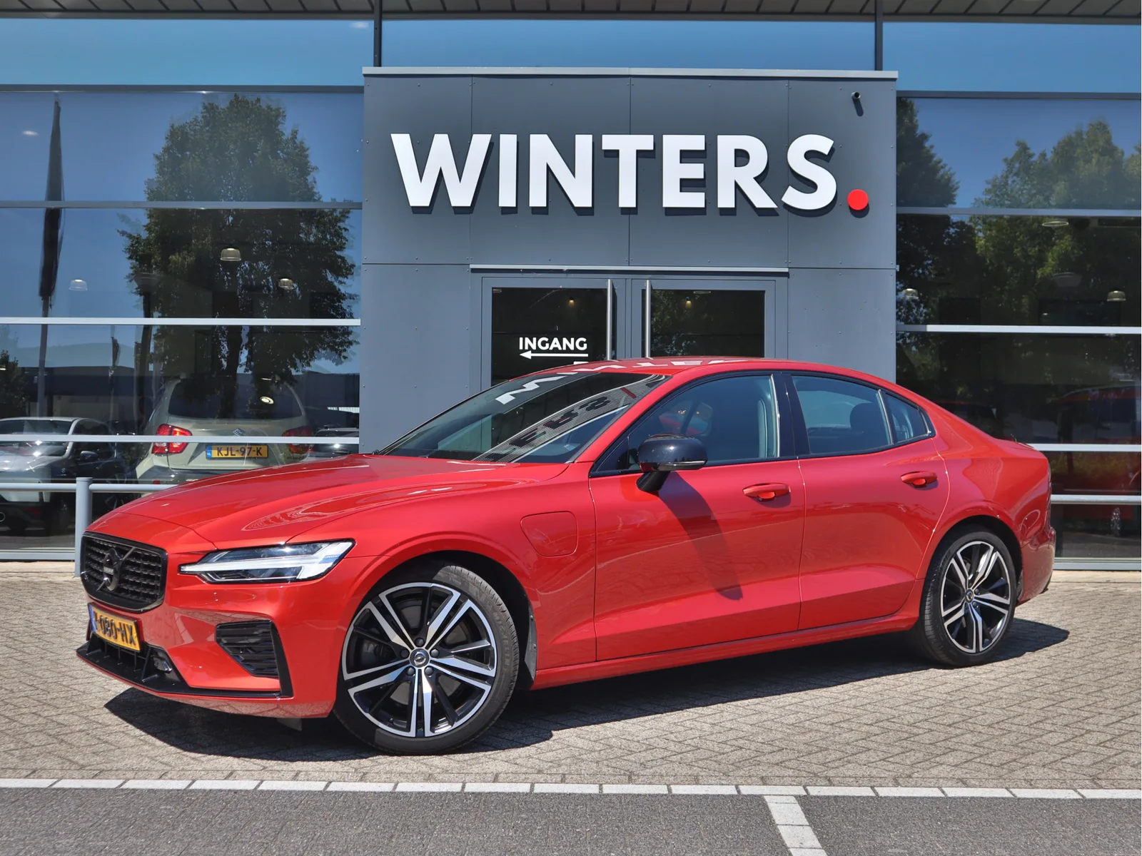 Volvo S60 (2021) — foto 1