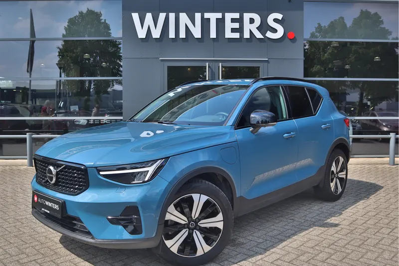 Volvo XC40 (2022)