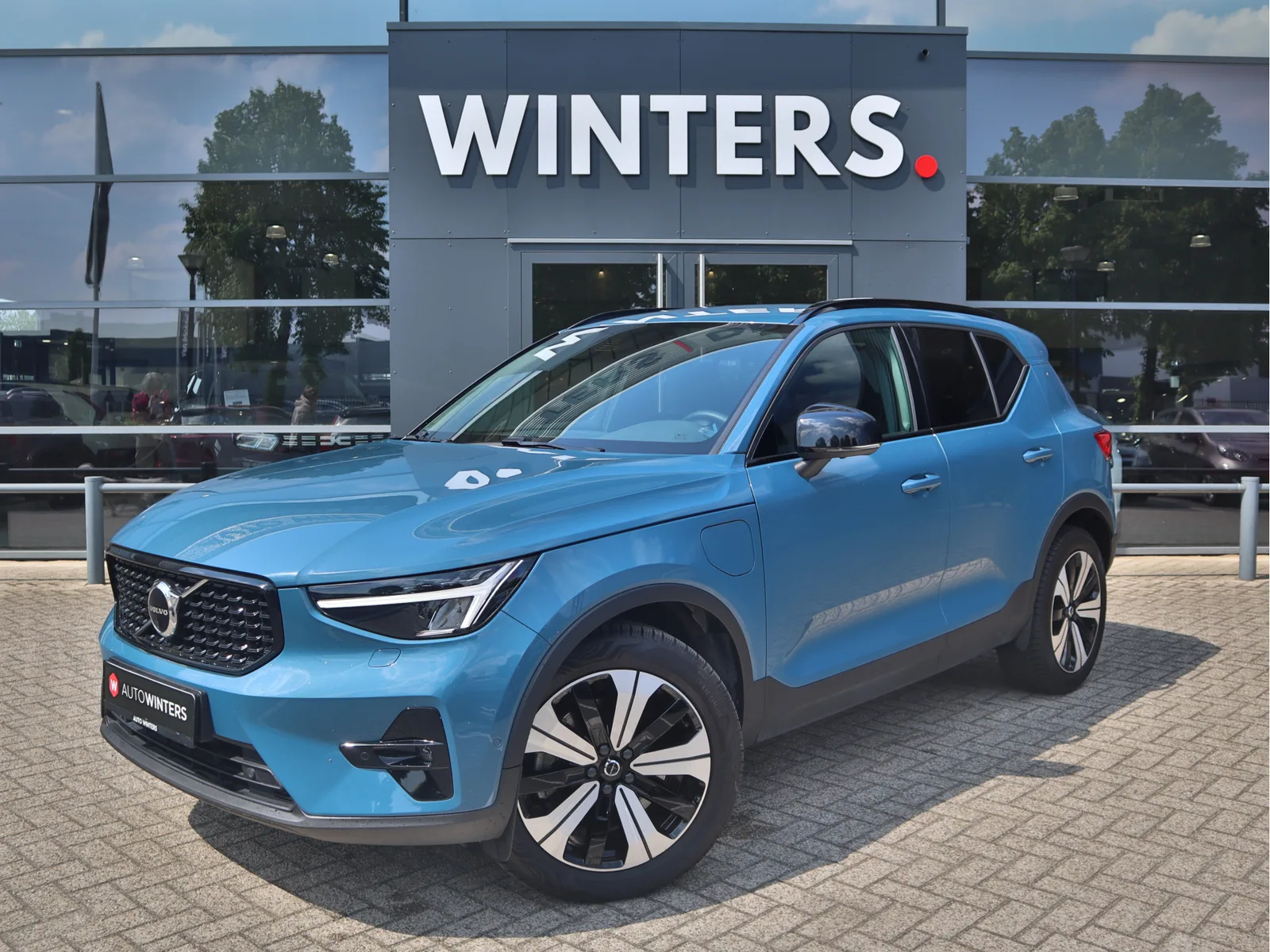 Volvo XC40 (2022) — foto 1