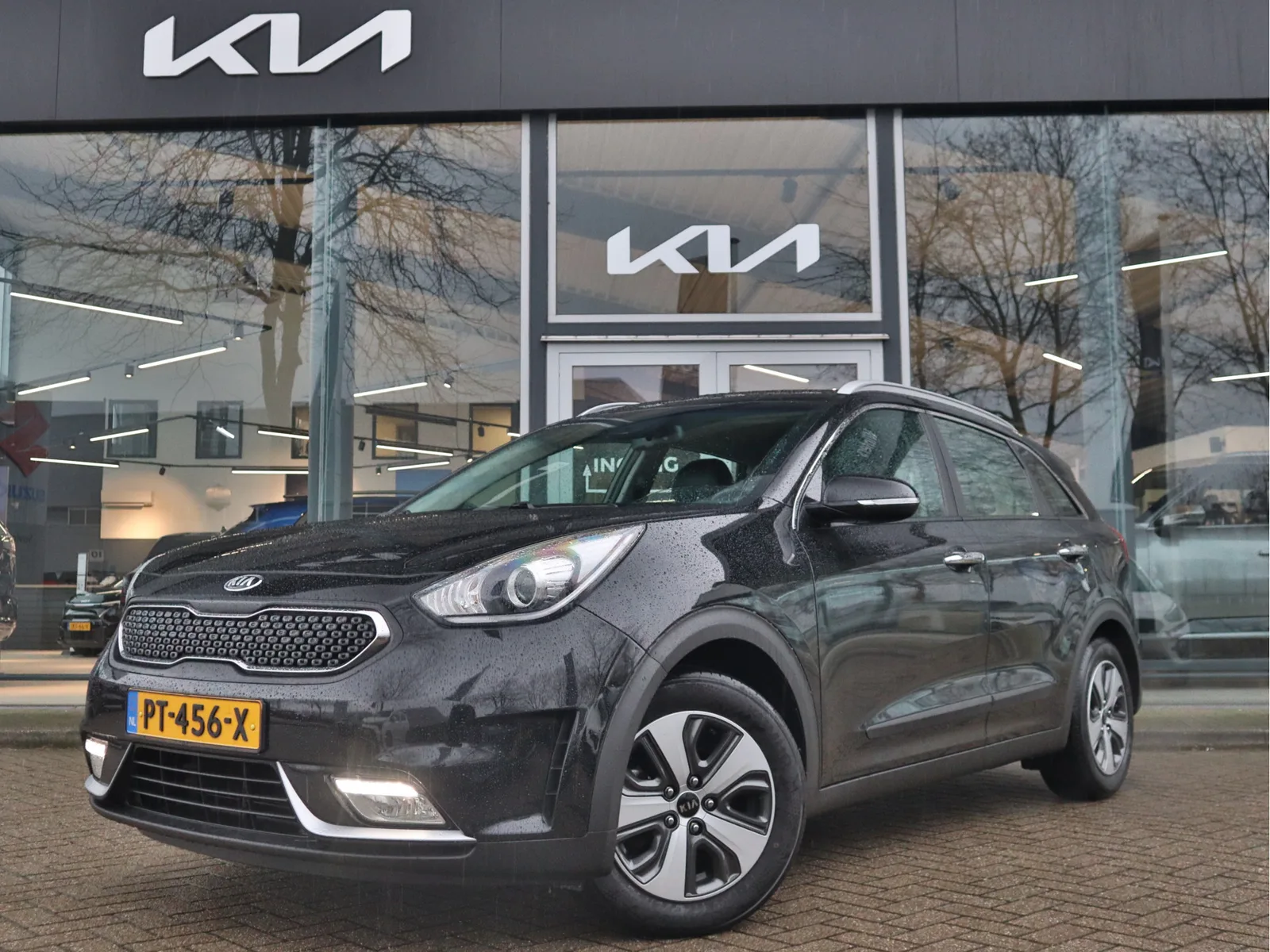 Kia Niro (2017) — foto 1