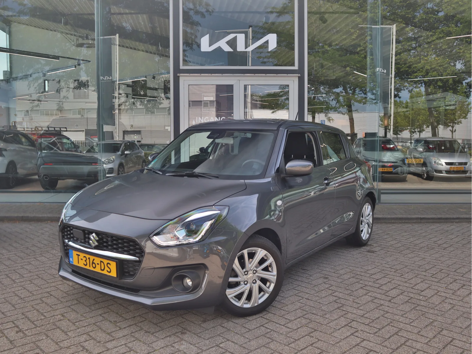 Suzuki Swift (2022) — foto 1