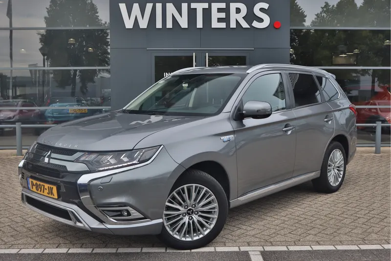 Mitsubishi Outlander (2021)