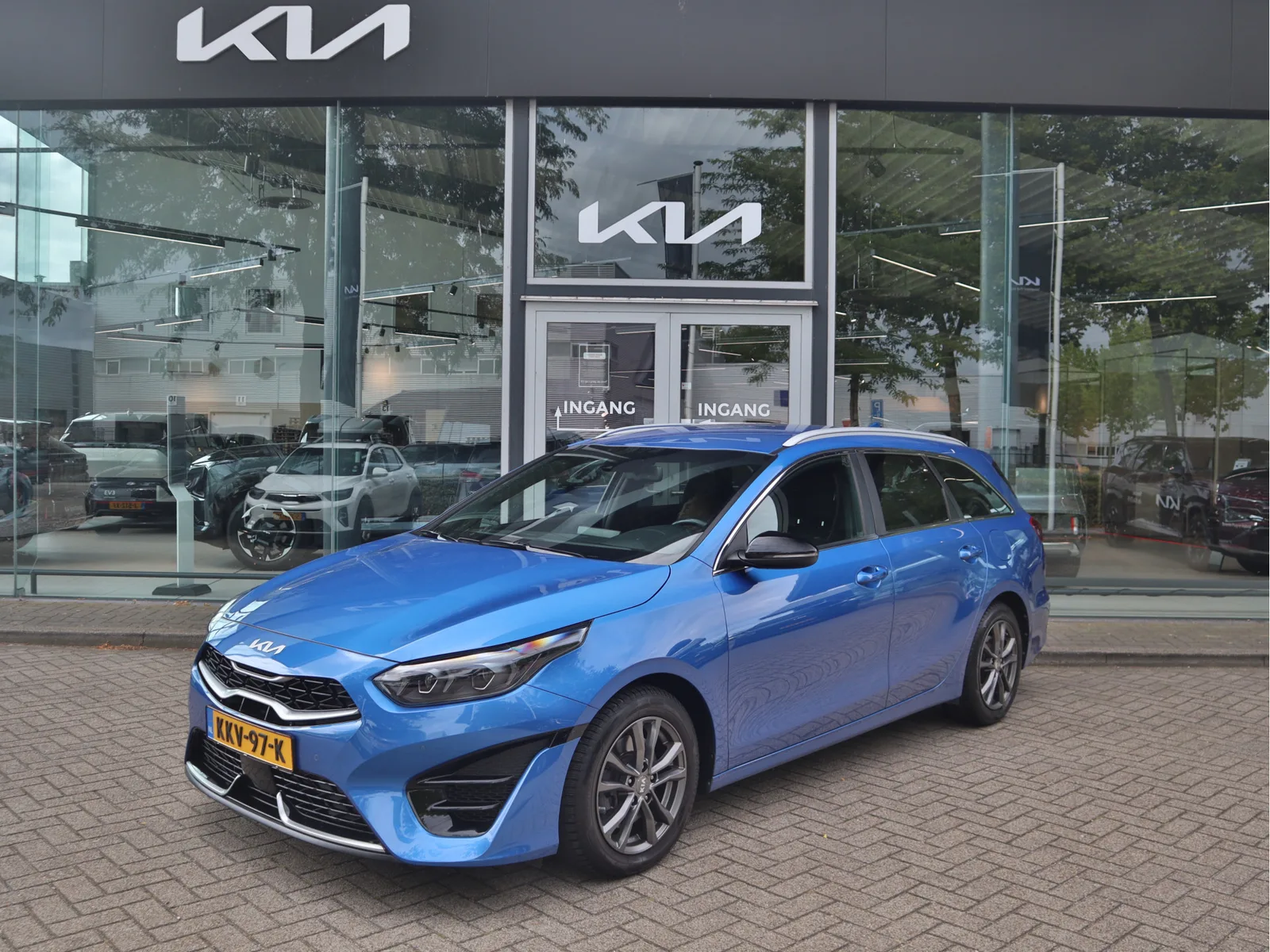 Kia Ceed (2022) — foto 1