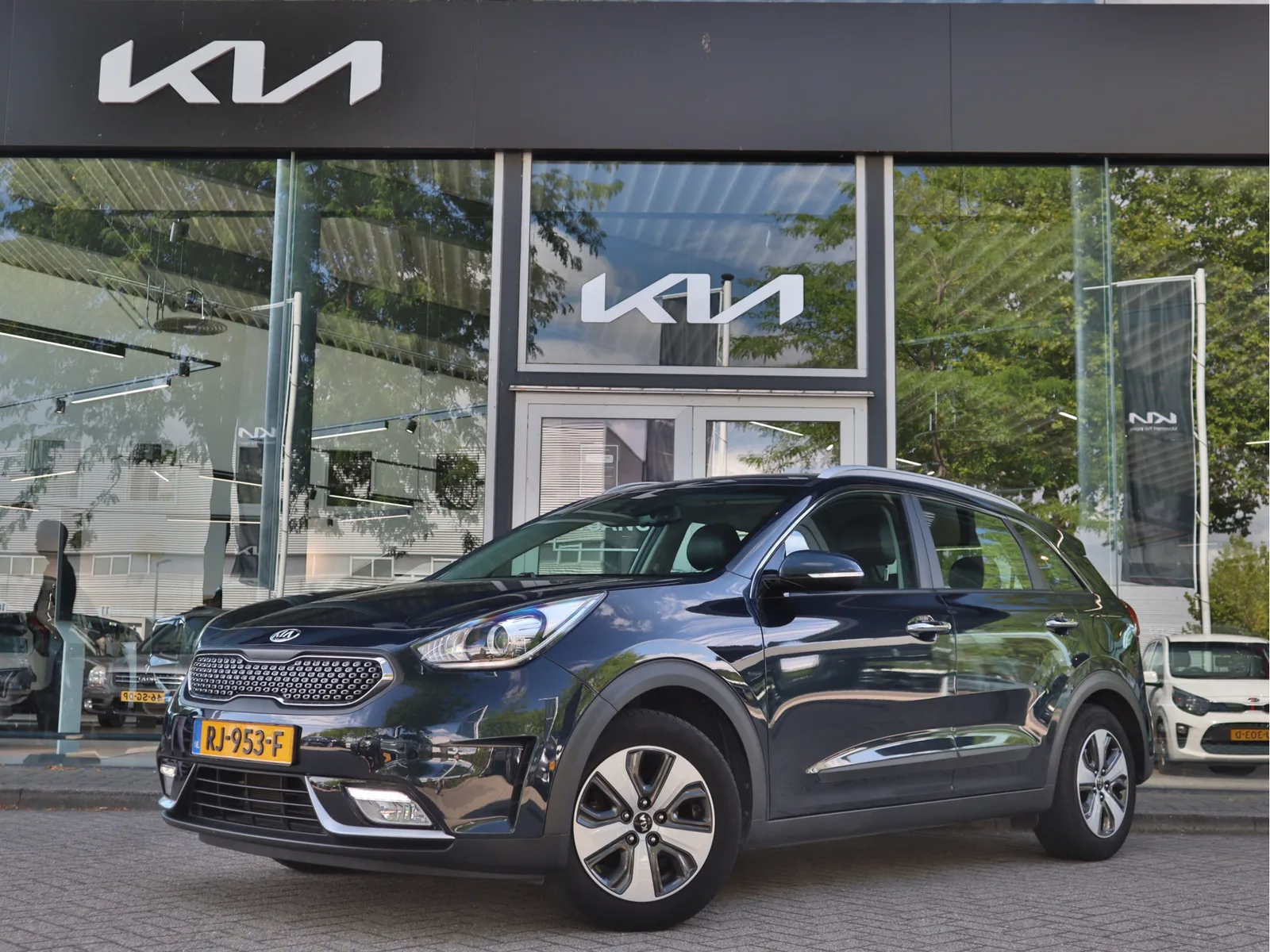 Kia Niro (2017) — foto 1