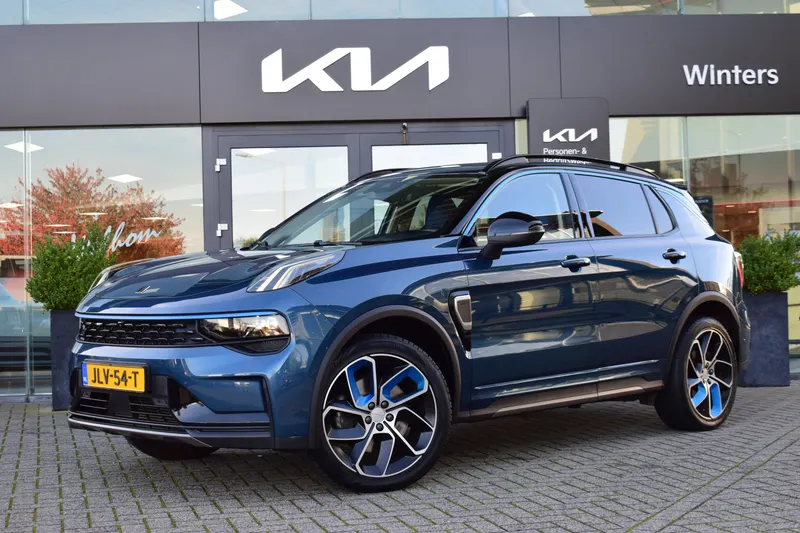 Lynk & Co 01 (2022)