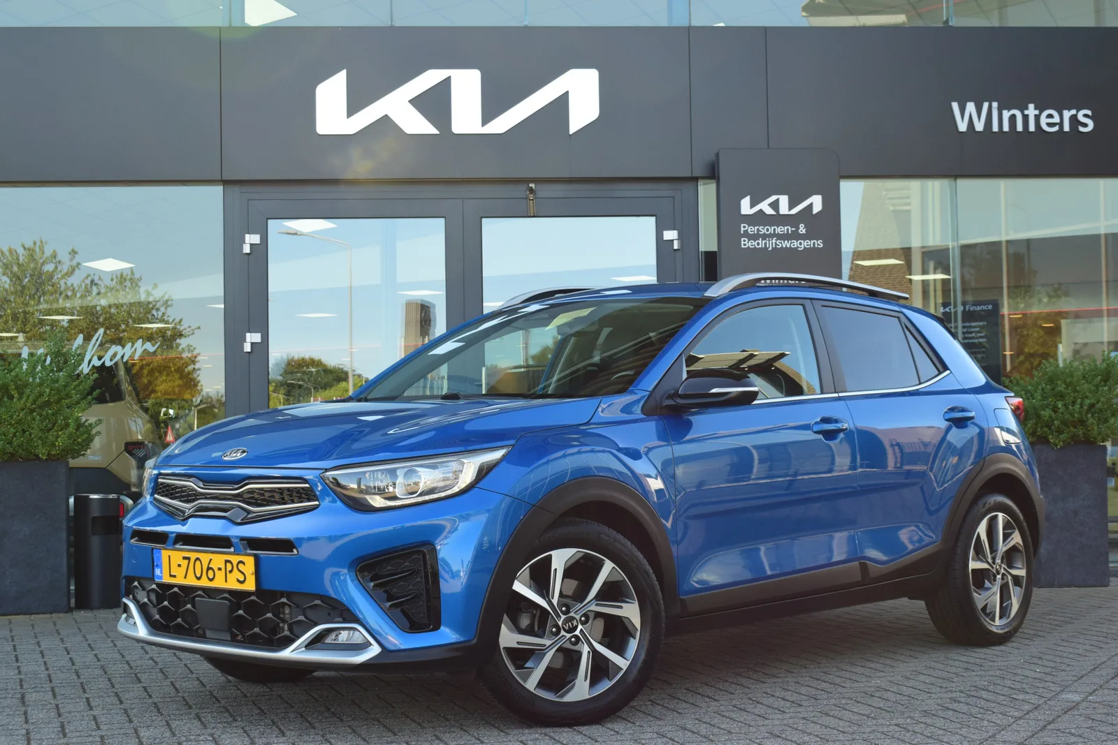 Kia Stonic (2021) — foto 1
