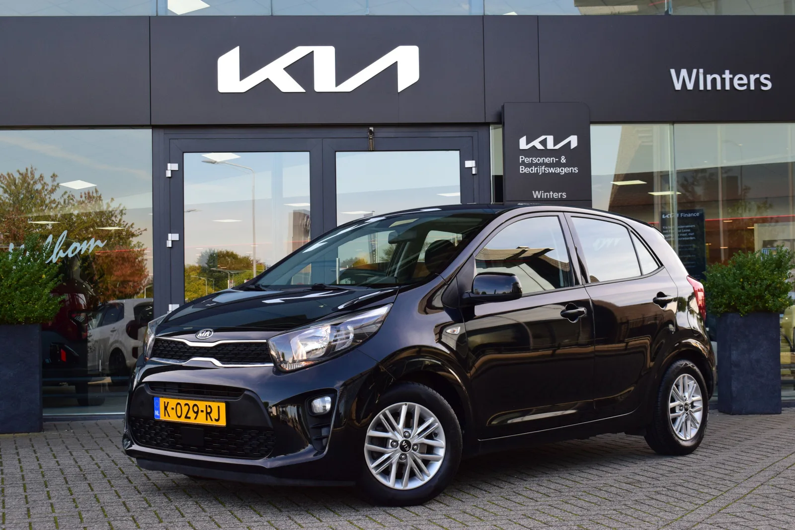 Kia Picanto (2021) — foto 1