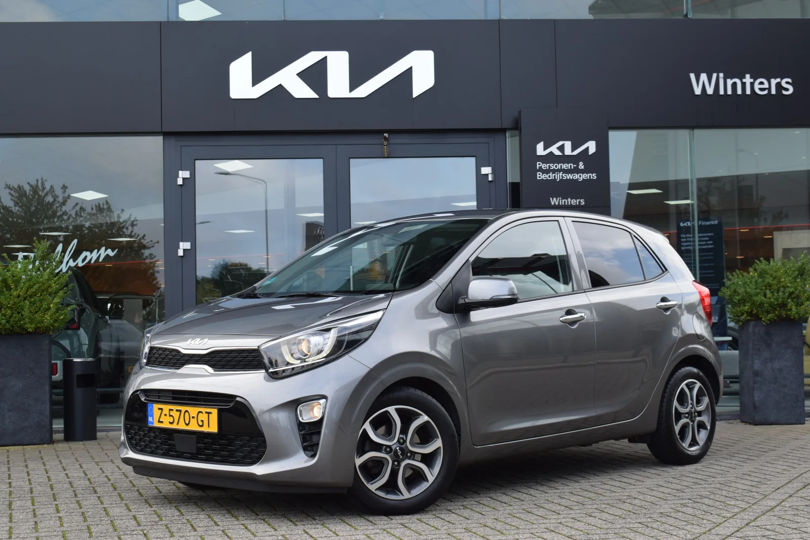 Kia Picanto (2024) — foto 1
