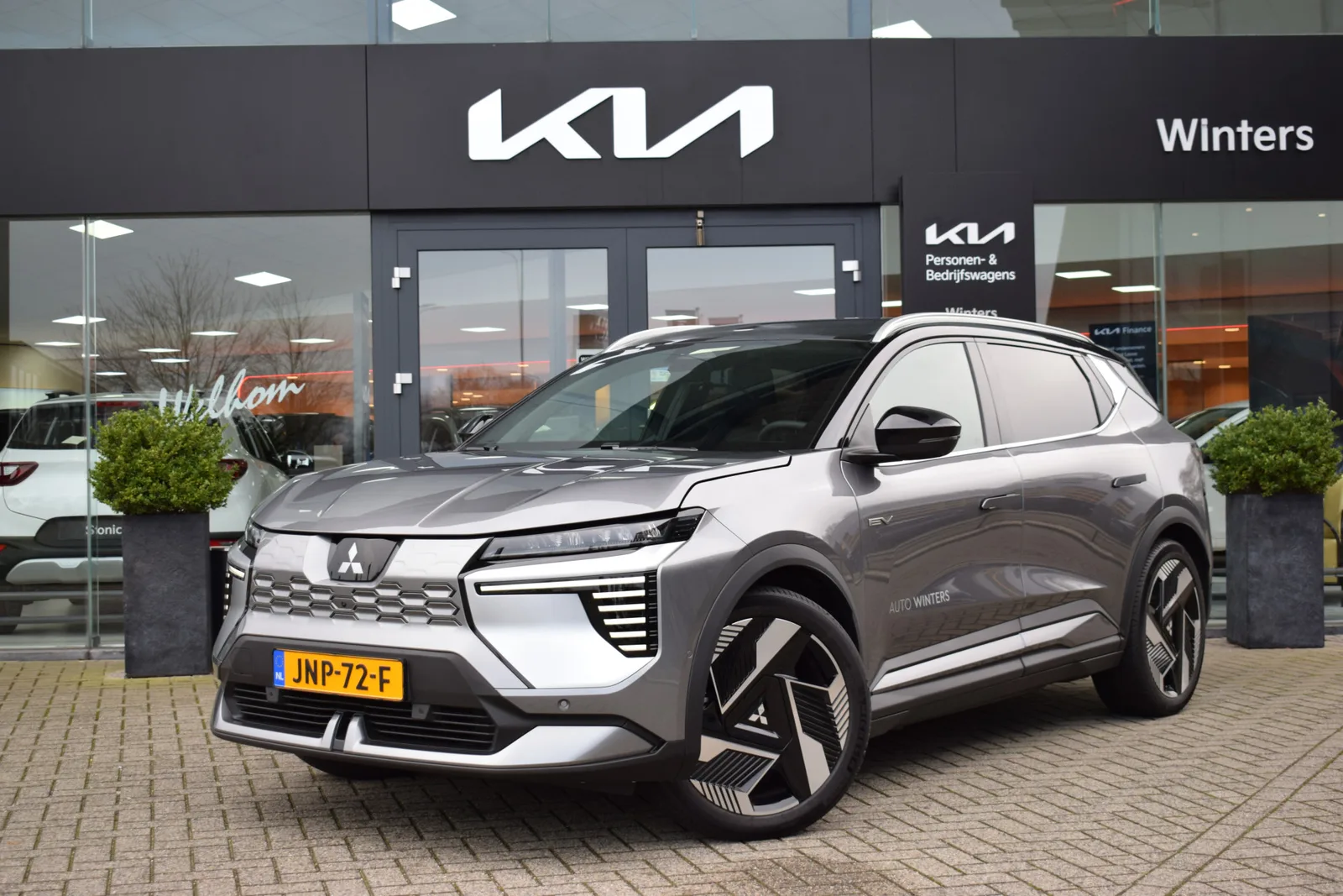 Mitsubishi Eclipse Cross (2025) — foto 1