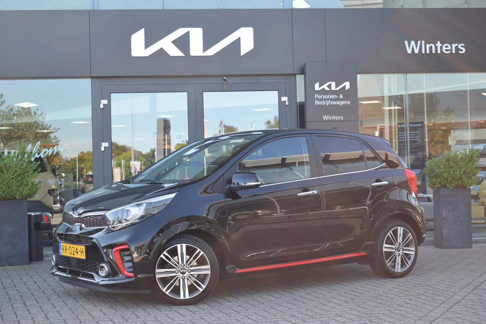Kia Picanto (2018) — foto 1