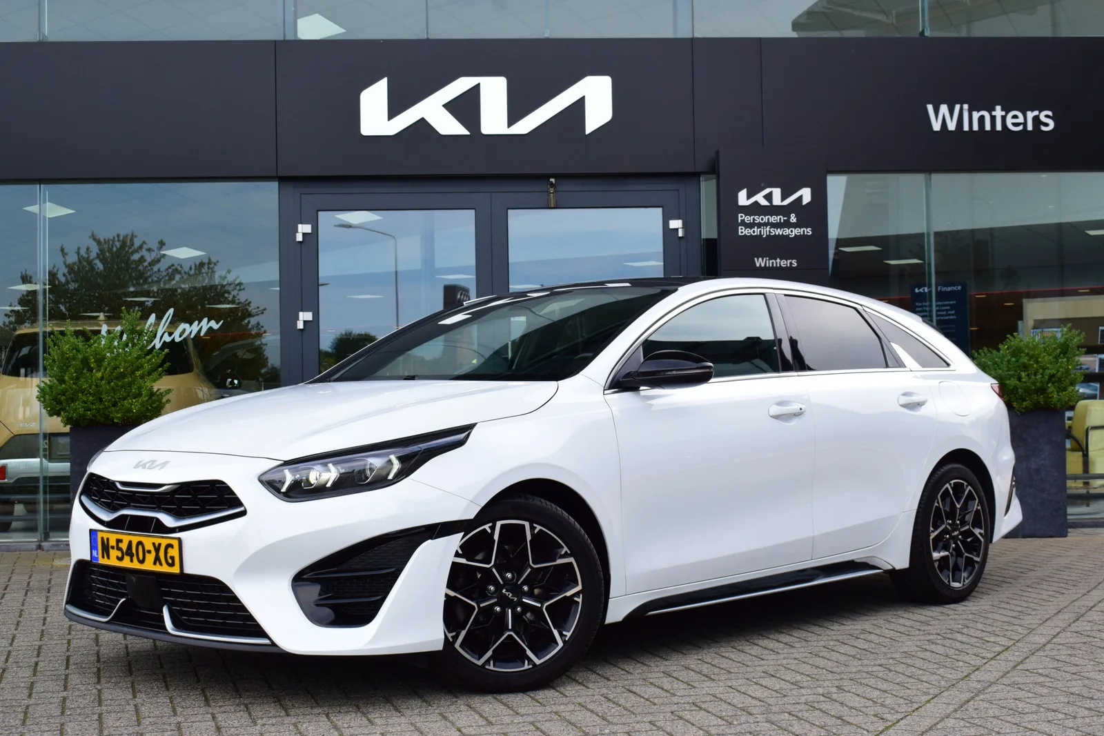 Kia ProCeed (2022) — foto 1