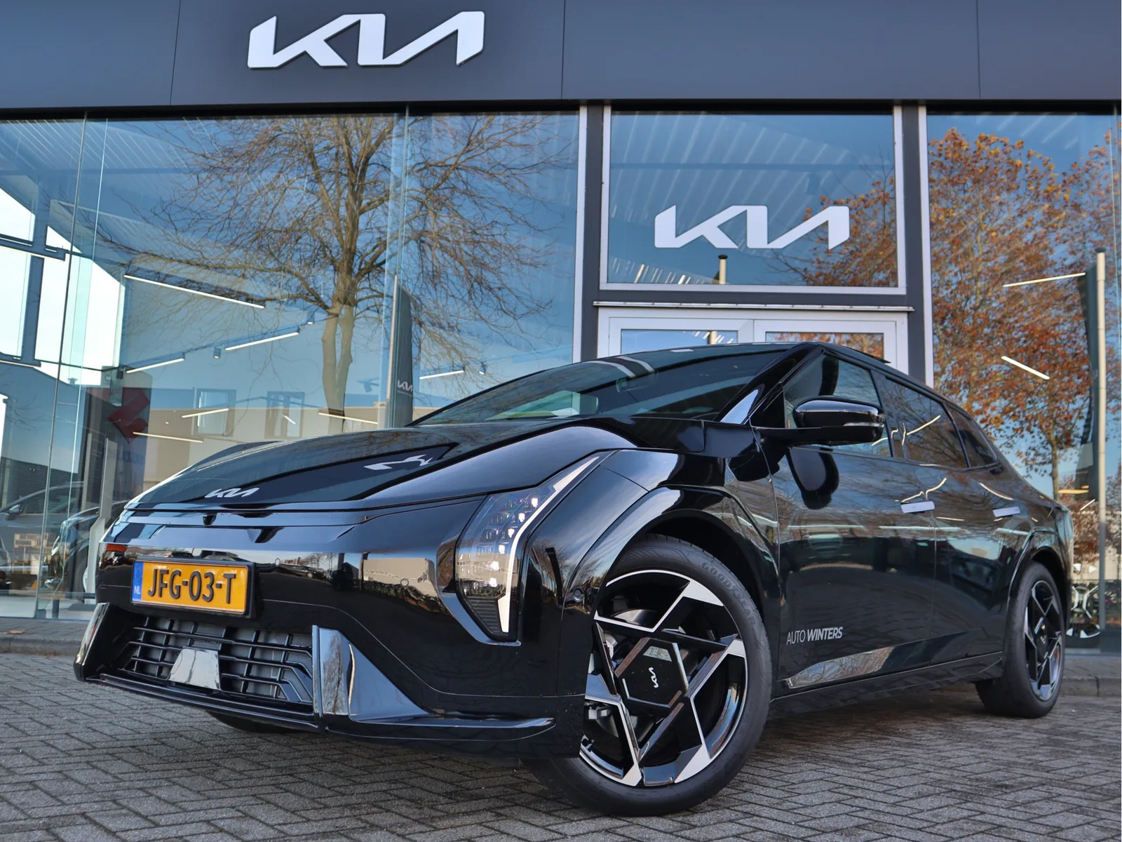 Kia EV4 (2025) — foto 1