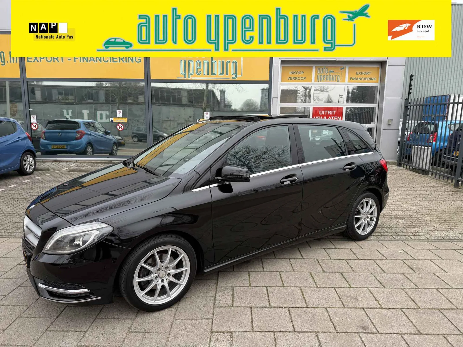 Mercedes-Benz B-Klasse (2013) — foto 1