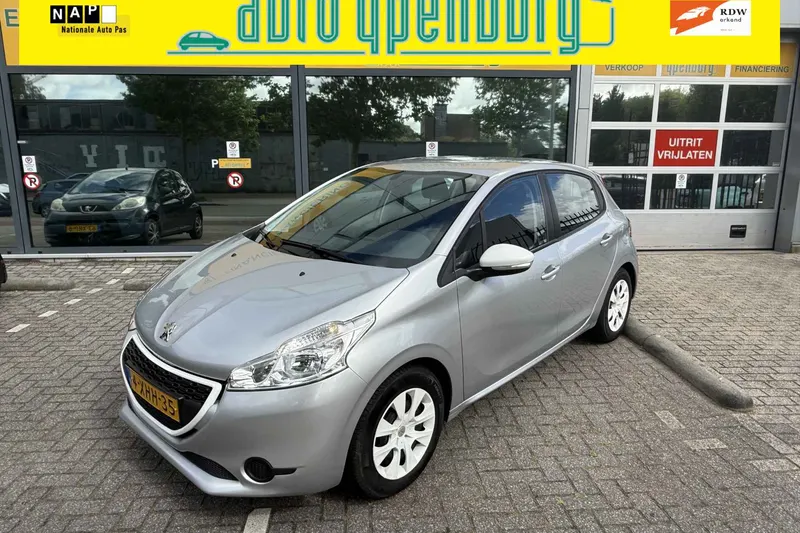 Peugeot 208 (2014)
