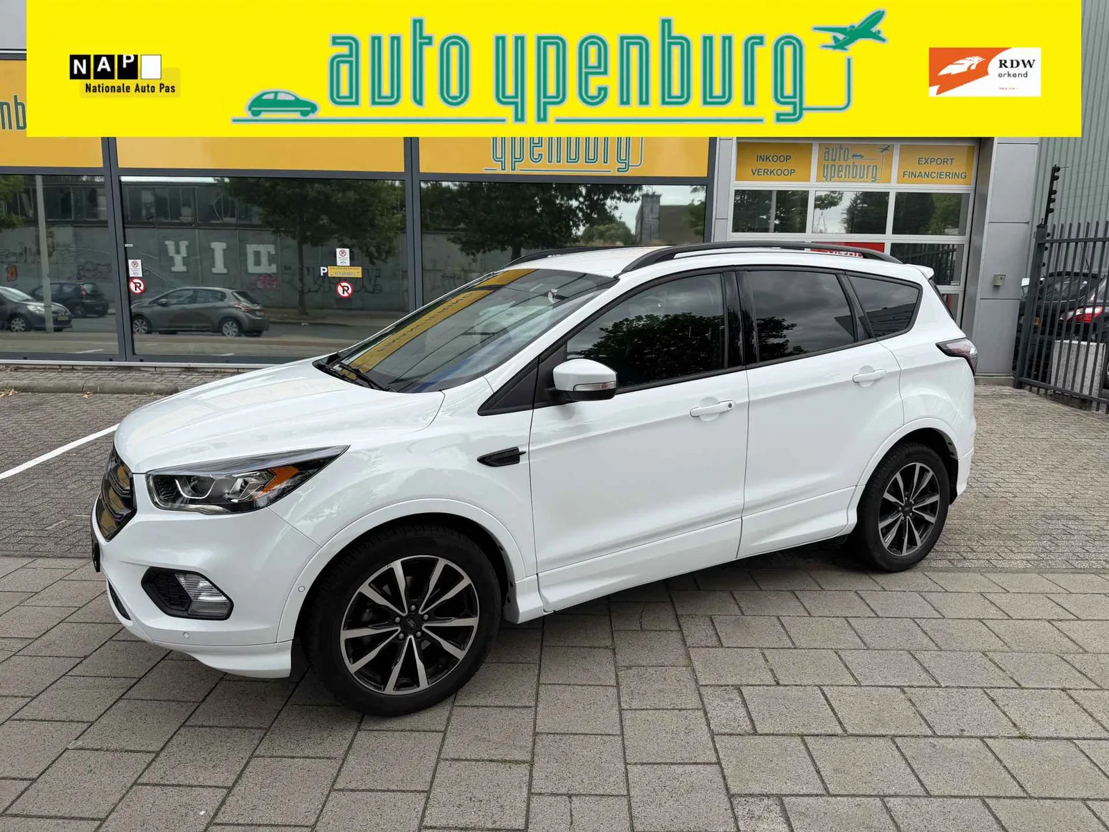 Ford Kuga (2017) — foto 1