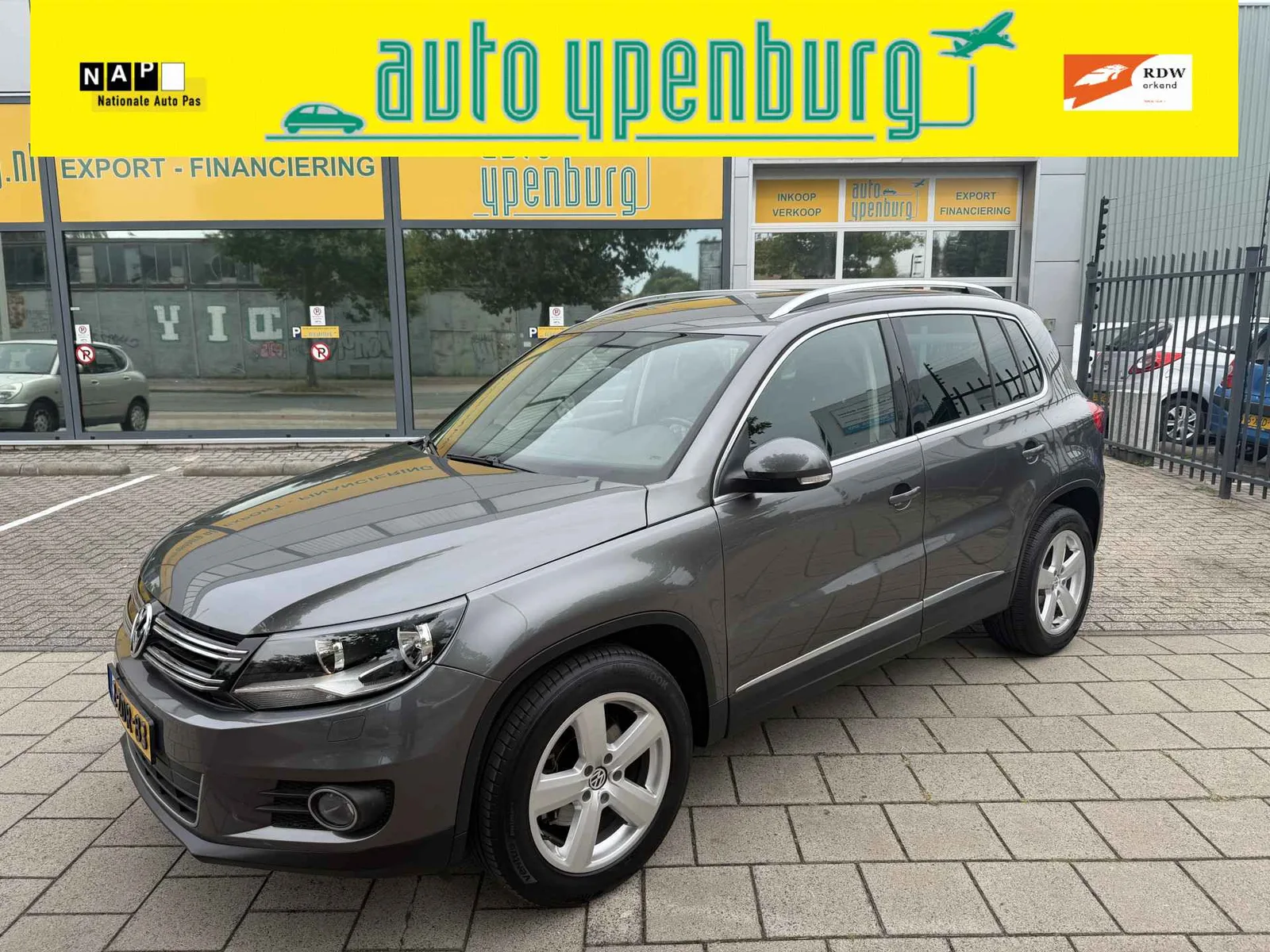 Volkswagen Tiguan (2014) — foto 1
