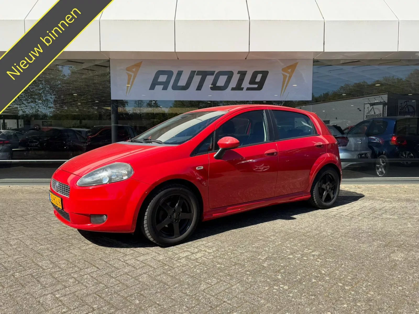 Fiat Grande Punto (2008) — foto 1