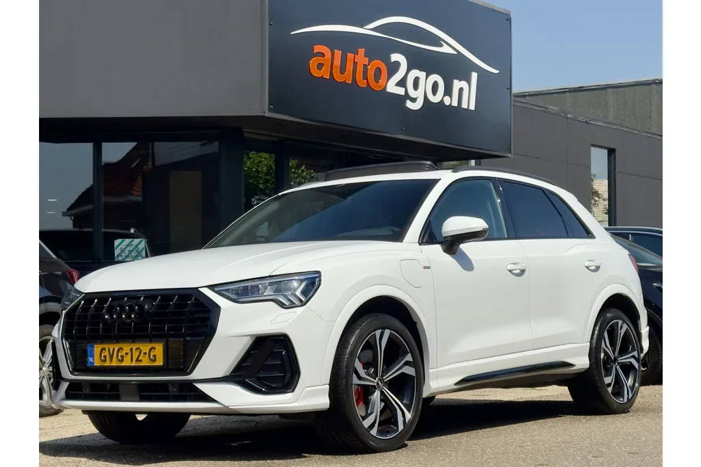 Audi Q3 (2021) — foto 1