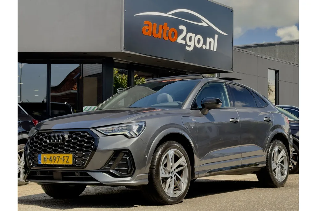 Audi Q3 Sportback (2021) — foto 1