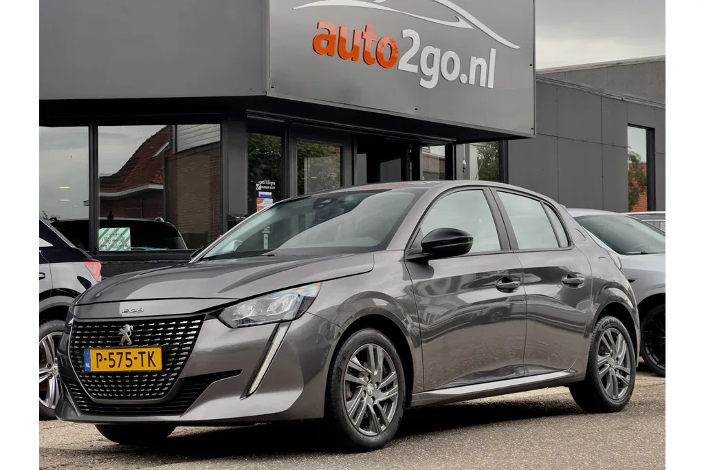 Peugeot 208 (2022) — foto 1