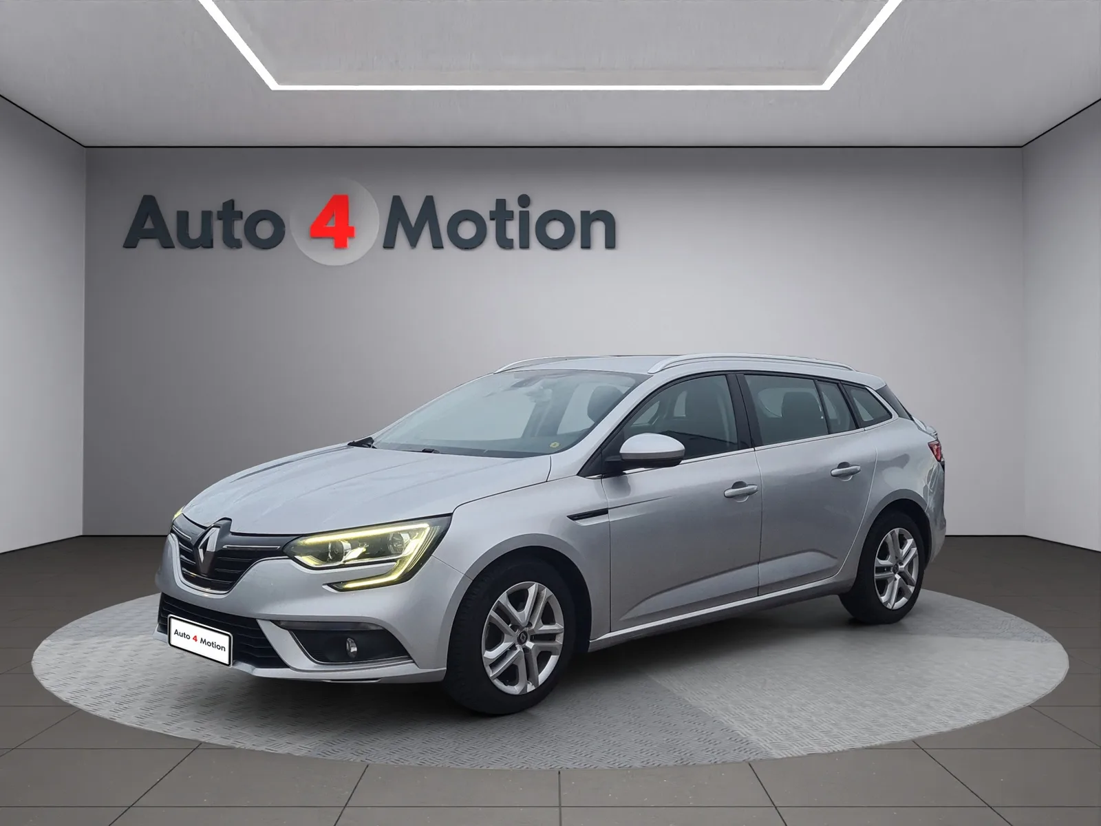 Renault Mégane (2017) — foto 1