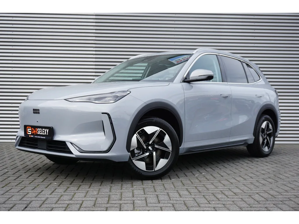 Geely E5 (2026) — foto 1