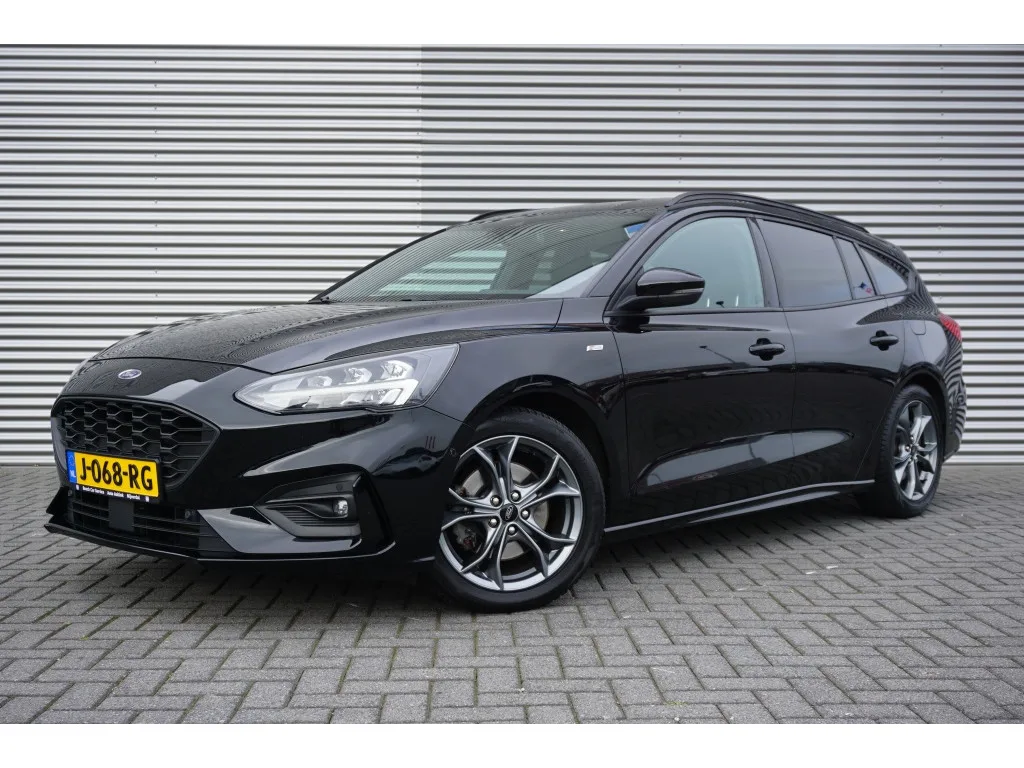 Ford Focus (2019) — foto 1