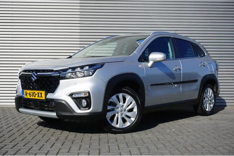 Suzuki S-Cross (2022)