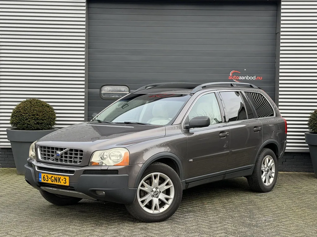 Volvo XC90 (2005) — foto 1