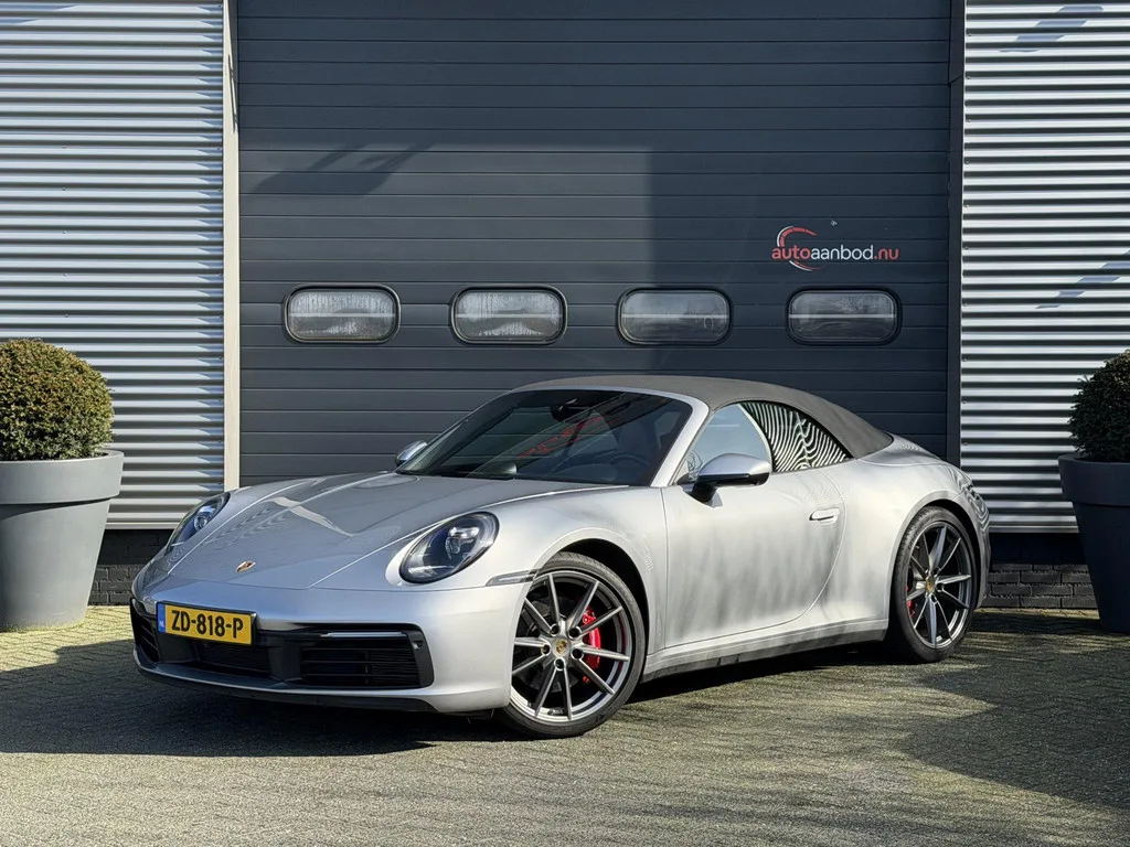 Porsche 911 (2019) — foto 1