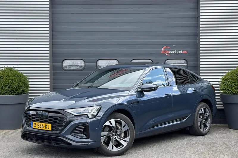 Audi Q8 (2023)