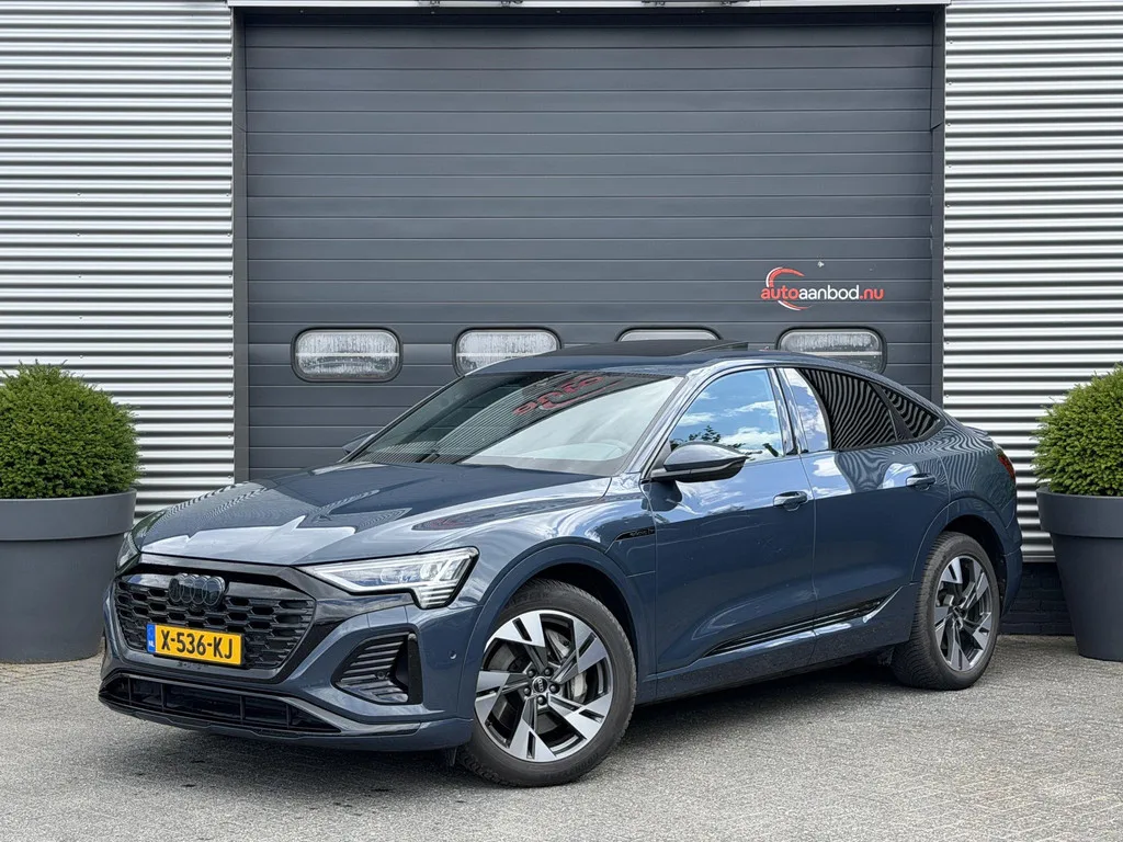Audi Q8 (2023) — foto 1