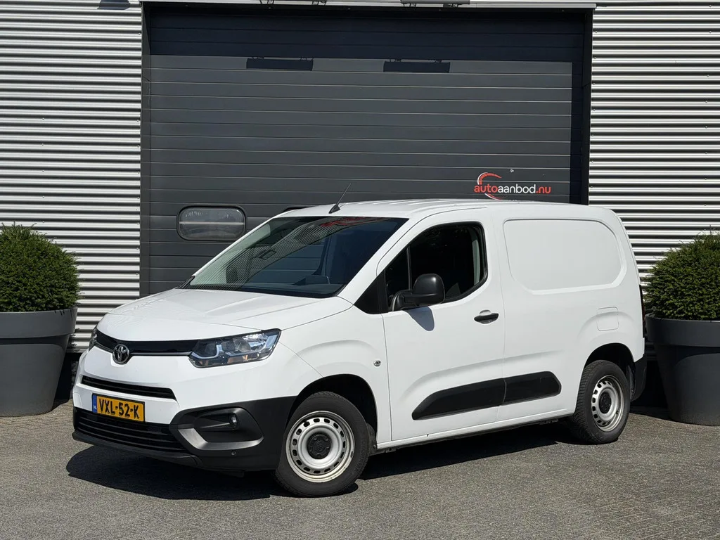 Toyota ProAce City (2023) — foto 1