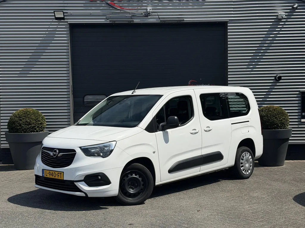 Opel Combo Life (2021) — foto 1