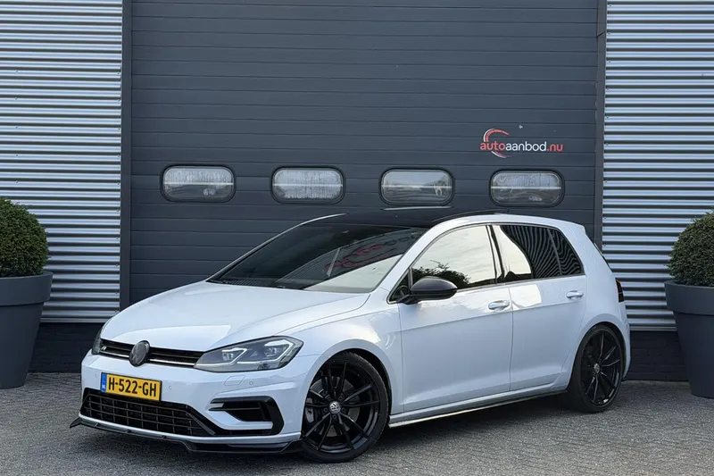 Volkswagen Golf (2017)