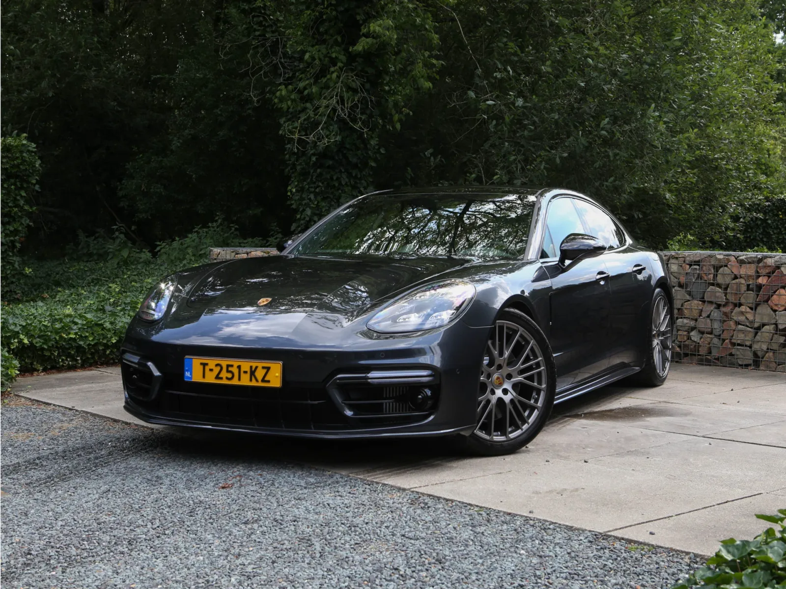 Porsche Panamera (2022) — foto 1