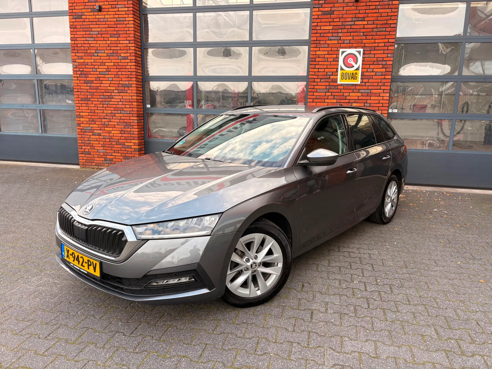 Škoda Octavia (2024) — foto 1