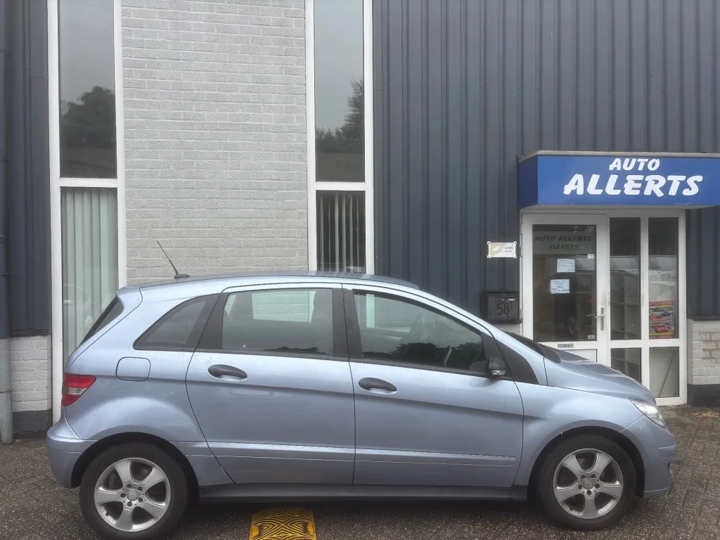 Mercedes-Benz B-Klasse (2006) — foto 1