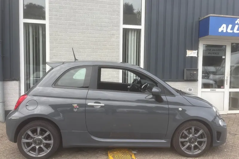 Fiat 500 Abarth (2018)