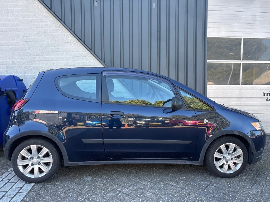 Mitsubishi Colt (2011) — foto 1