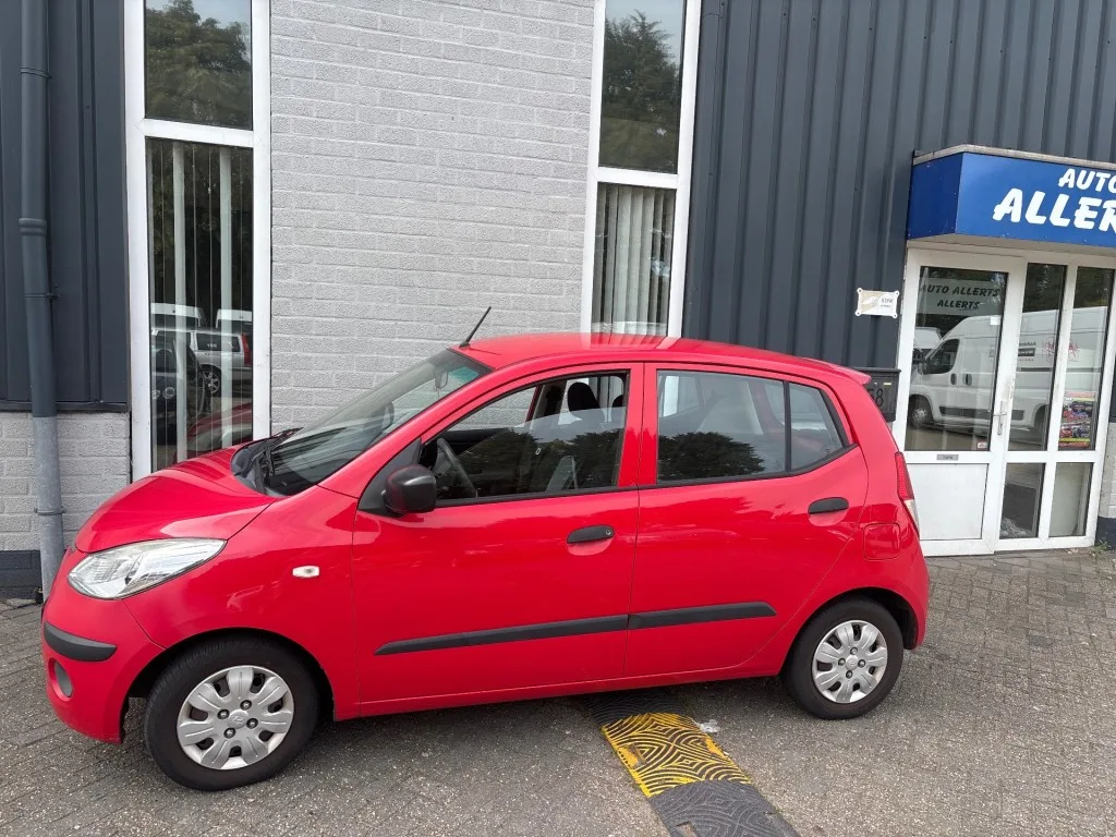 Hyundai i10 (2008) — foto 1