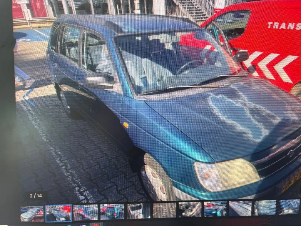 Daihatsu Move (1999) — foto 1