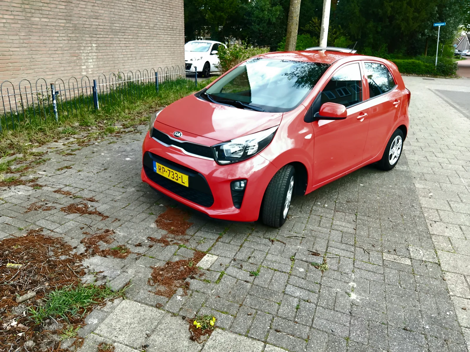 Kia Picanto (2018) — foto 1