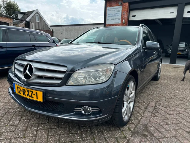 Mercedes-Benz C-Klasse (2010) — foto 1