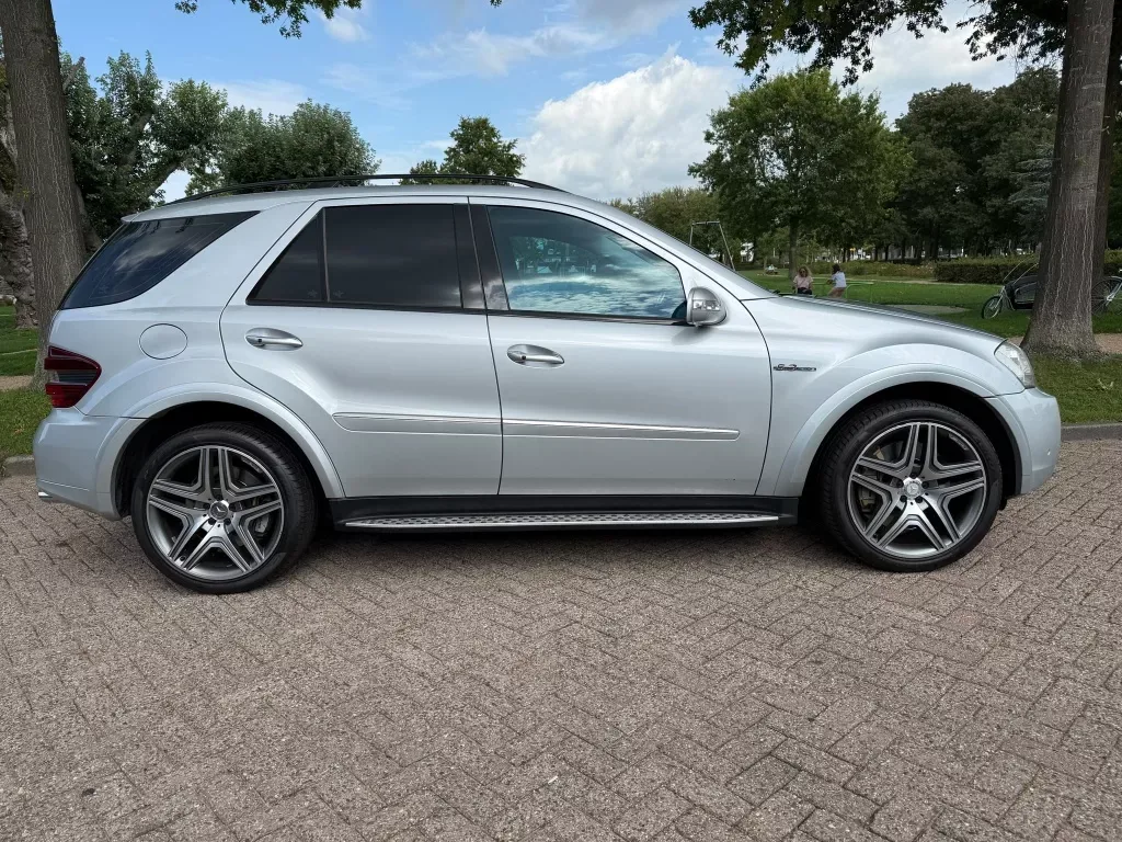 Mercedes-Benz M-Klasse (2007) — foto 1